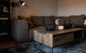 Deluxe room&lounge Gacina